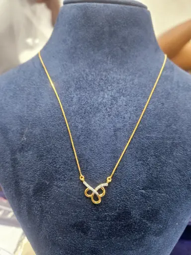 Diamond neckalce
